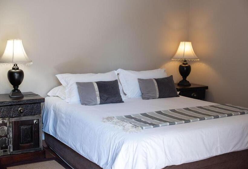 ペンション Micasa Sucasa Guesthouse