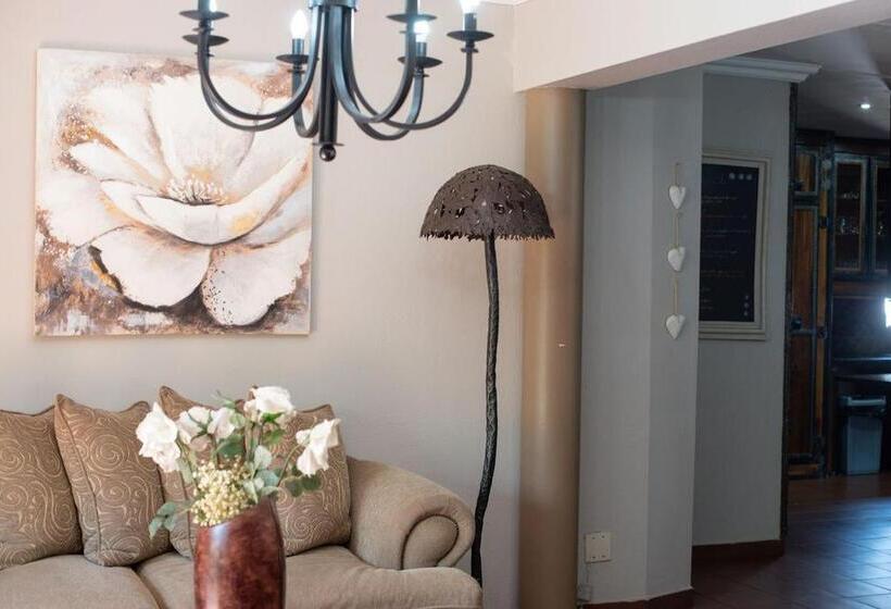 ペンション Micasa Sucasa Guesthouse