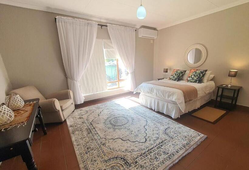 ペンション Micasa Sucasa Guesthouse