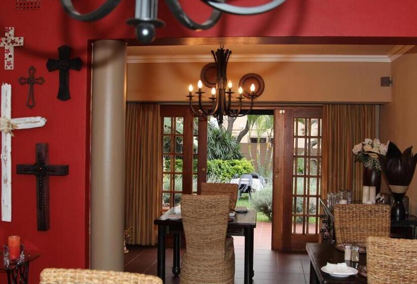 ペンション Micasa Sucasa Guesthouse