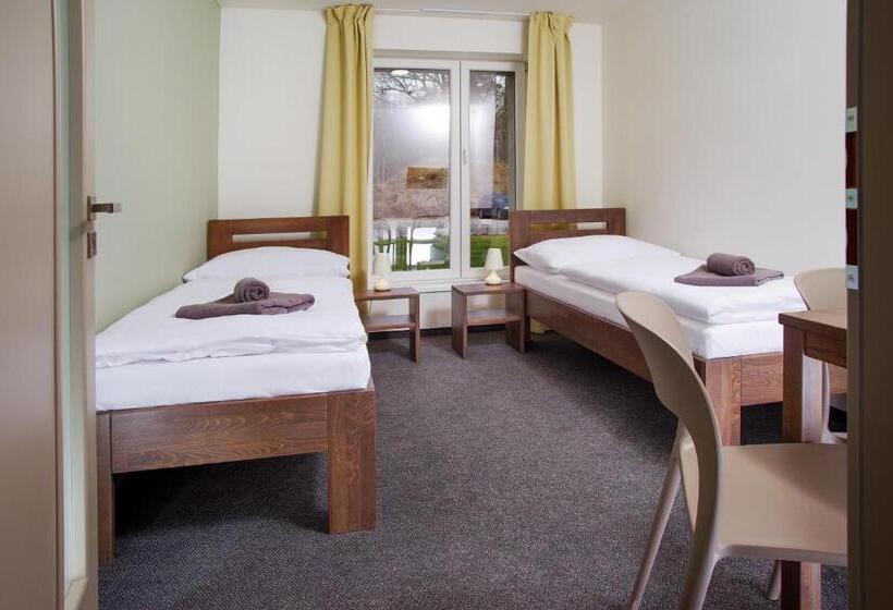 펜션 Penzion Lesni