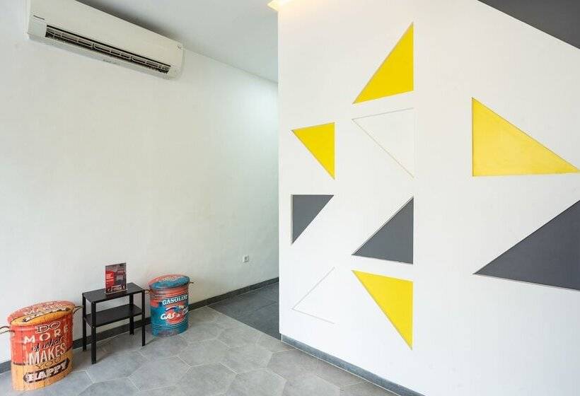 پانسیون Reddoorz Plus @ Danau Sunter Utara