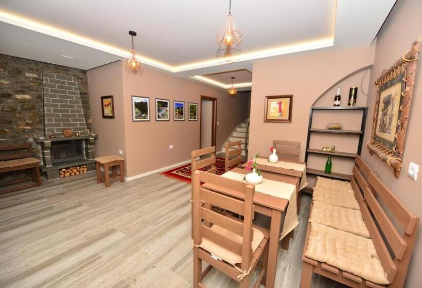 פנסיון Vila Culli