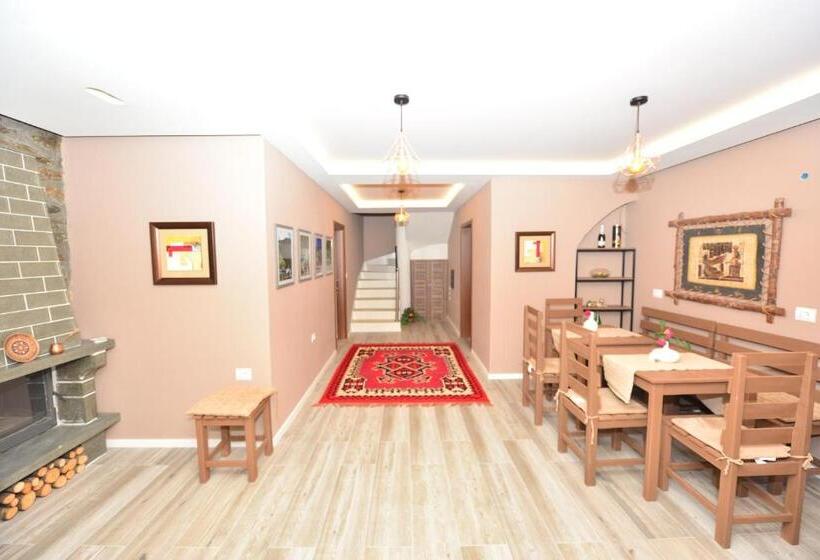 بنسيون Vila Culli