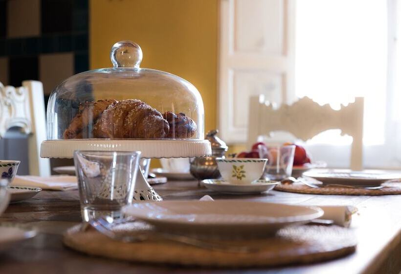 住宿加早餐  Civicouno Campiglia