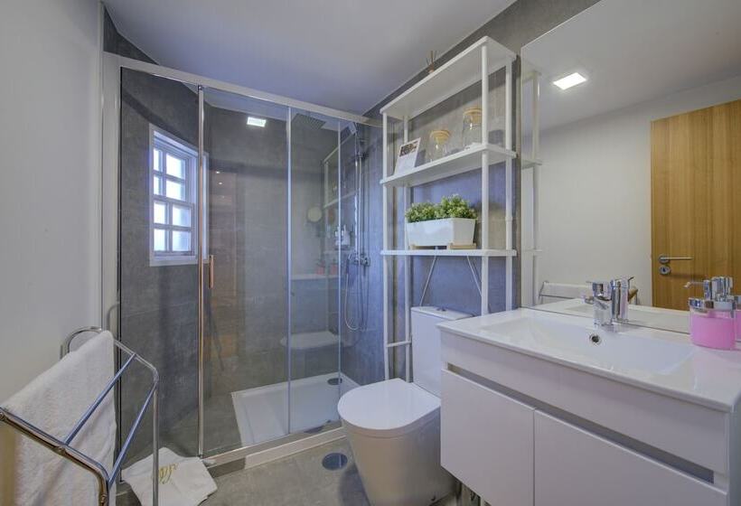 مبيت وإفطار Bellu Suites