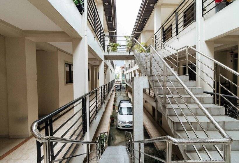 هتل Reddoorz Near Pasay Taft