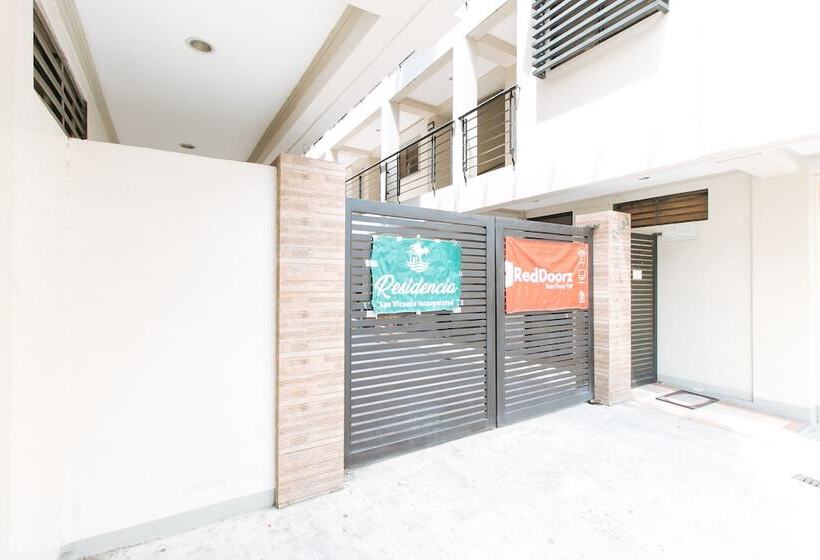 هتل Reddoorz Near Pasay Taft