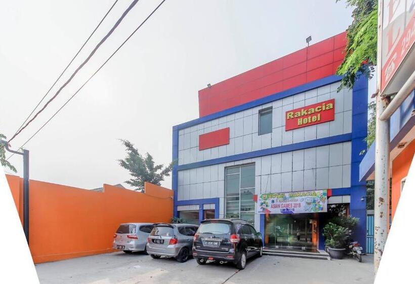 ホテル Reddoorz Plus @ Jalan Pemuda Jakarta