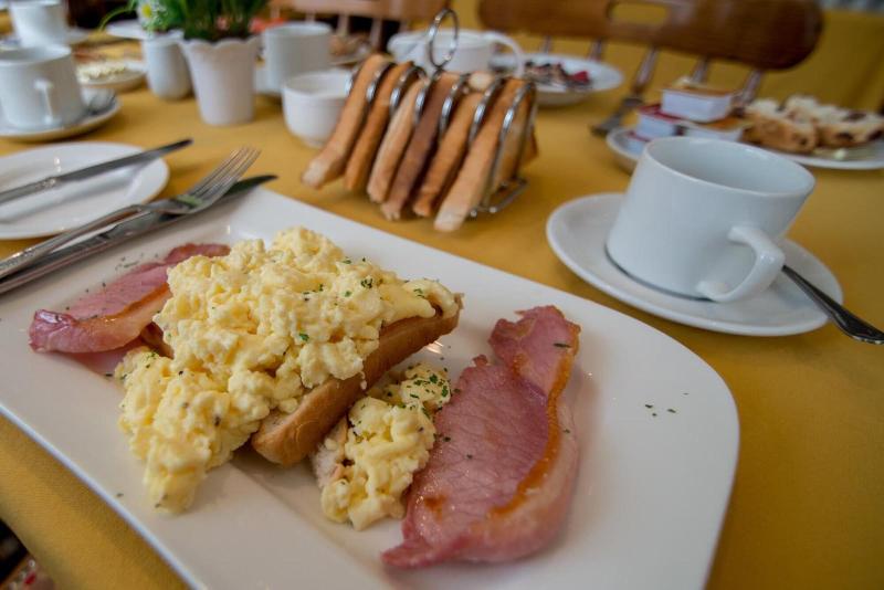 Отель The Ritz House