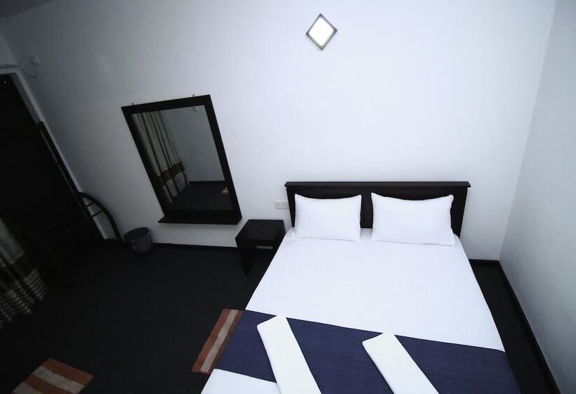 Отель Yoho Bro Colombo 03