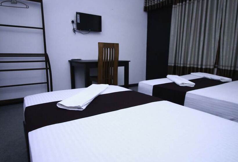 Отель Yoho Bro Colombo 03