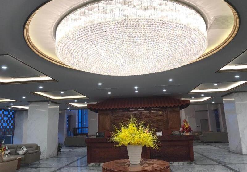 Huong Viet Hotel Quy Nhon Beachfront