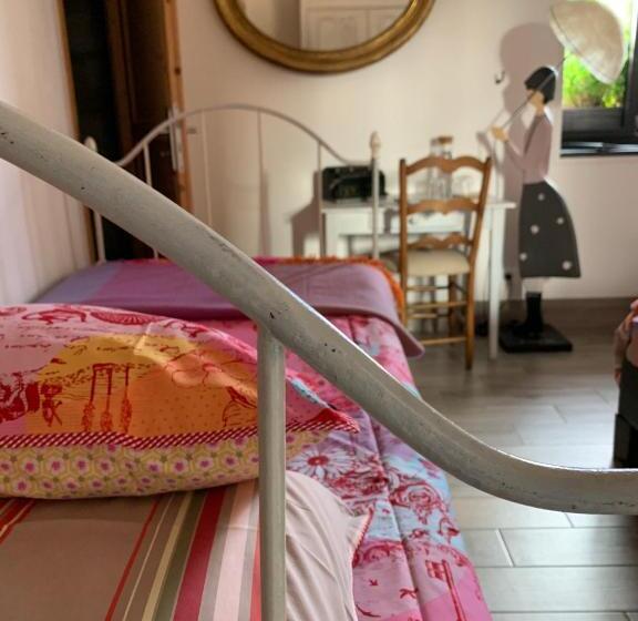 بنسيون Logis De La Roche Niort Chauray