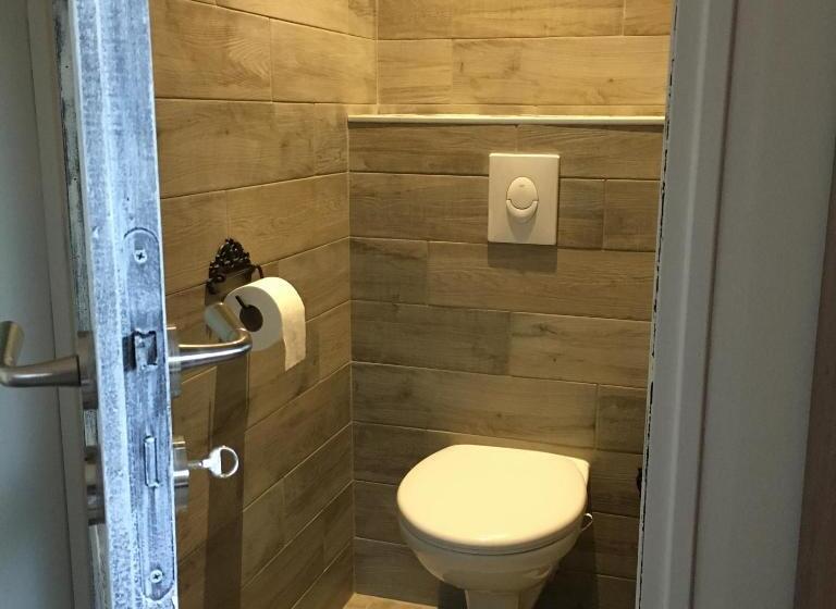 펜션 Logis De La Roche  Niort  Chauray