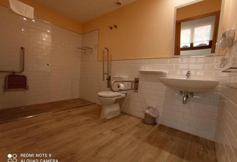 Pensión O Escondidino