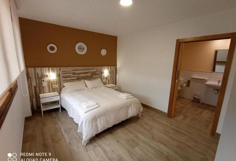 Pensión O Escondidino