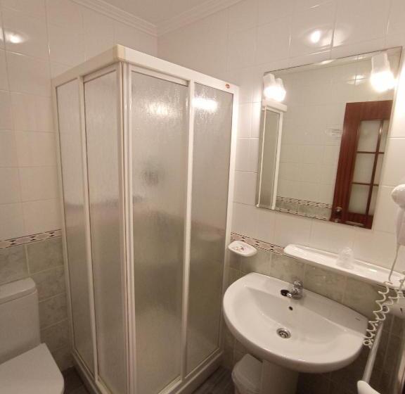 Pensión O Escondidino