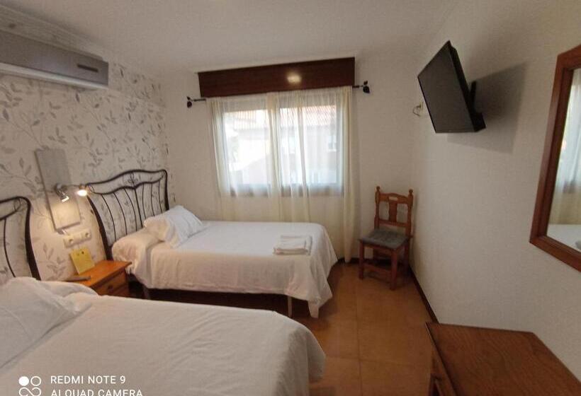 Pensión O Escondidino