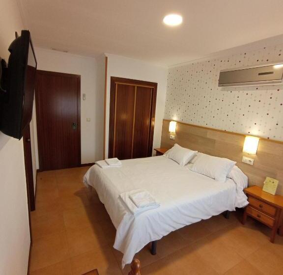 Pensión O Escondidino