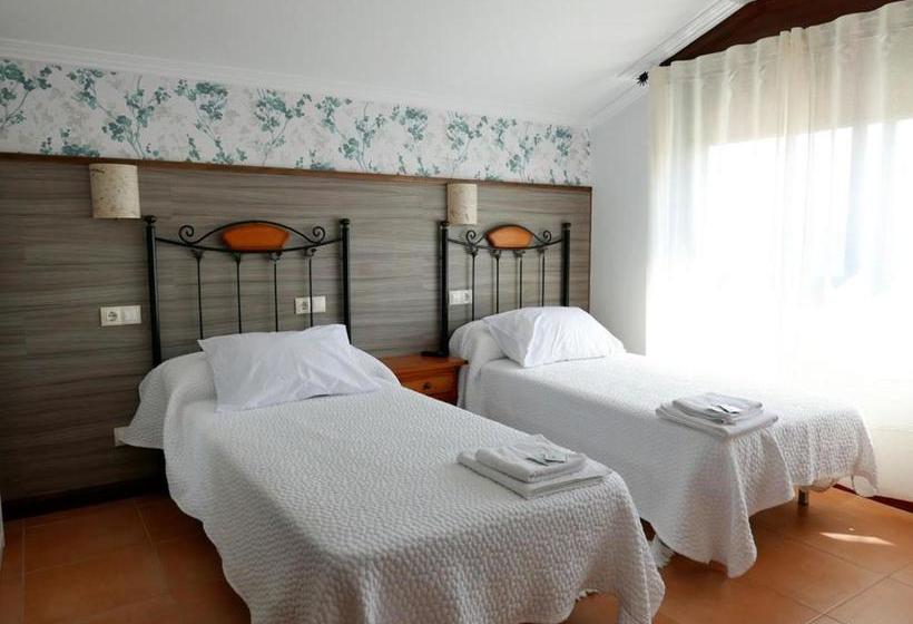 Pensión O Escondidino