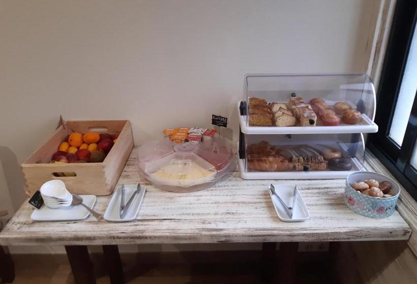 Pensión O Escondidino