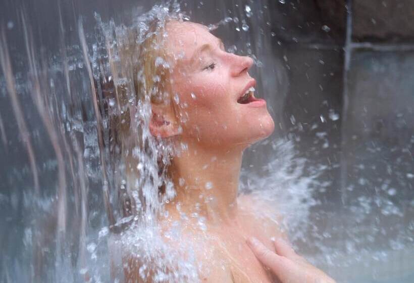 리조트 Kinipi Spa Nordique & Hebergement