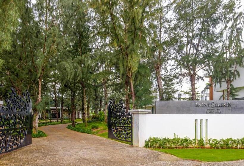 استراحتگاه Saint Simeon Beach Residence