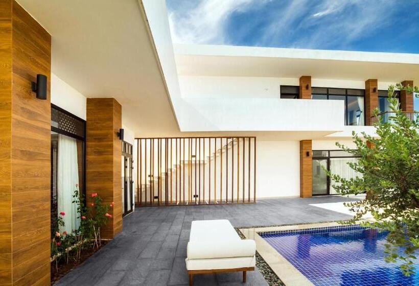 استراحتگاه Saint Simeon Beach Residence