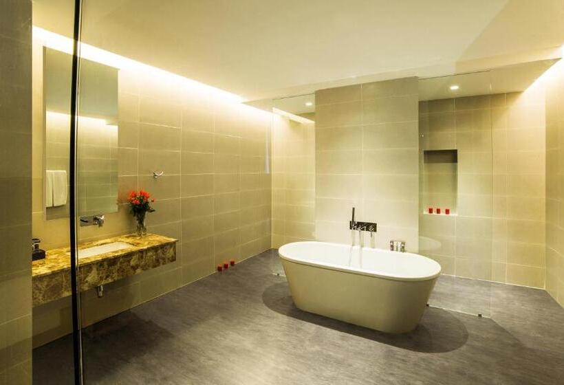 استراحتگاه Saint Simeon Beach Residence