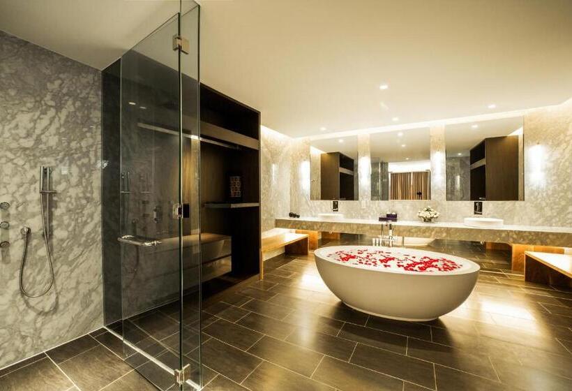 استراحتگاه Saint Simeon Beach Residence