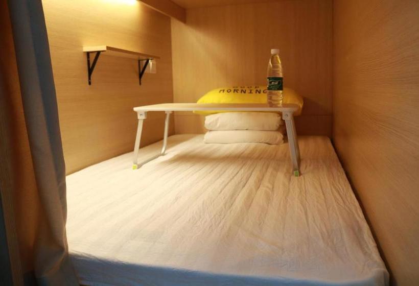 Star Moon Capsule Hostel
