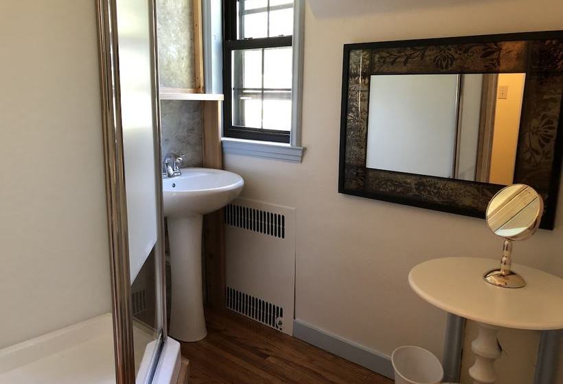 Sujak On Sunnyhill Bed And Breakfast