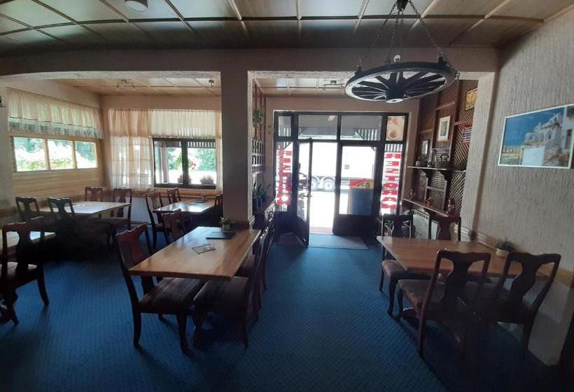 تختخواب و صبحانه Restoran I Sobe Tocak