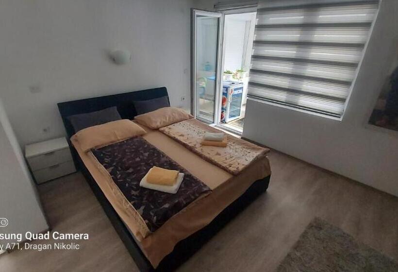 تختخواب و صبحانه Rzav