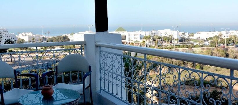 Borjs Hotel Suites & Spa