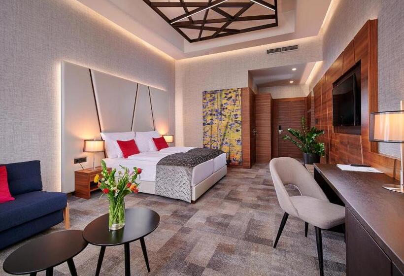 호텔 Artis Boutique