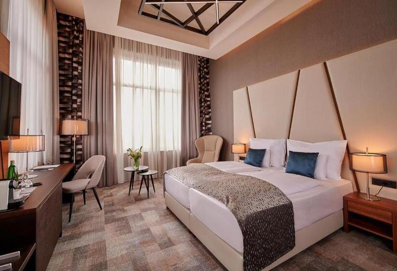 호텔 Artis Boutique