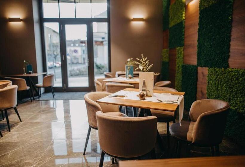 호텔 Artis Boutique