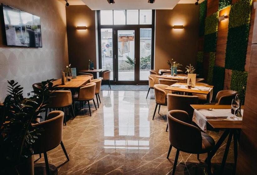 호텔 Artis Boutique