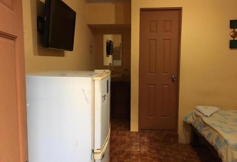 هتل Cabinas Yolymar