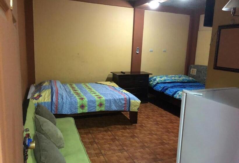 هتل Cabinas Yolymar