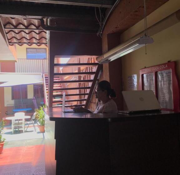 هتل Cabinas Yolymar