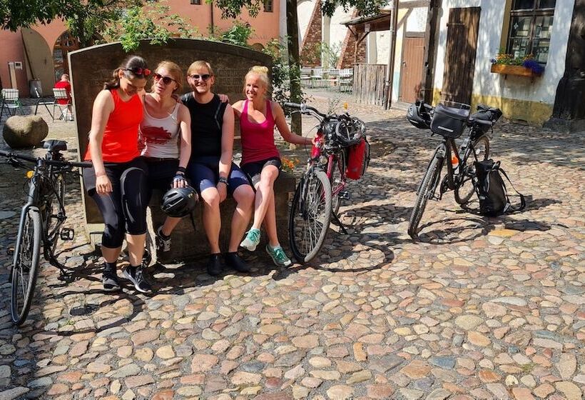 Отель Cranachherberge City Centre