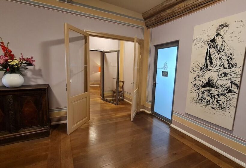 Отель Cranachherberge City Centre