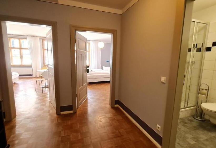 Отель Cranachherberge City Centre