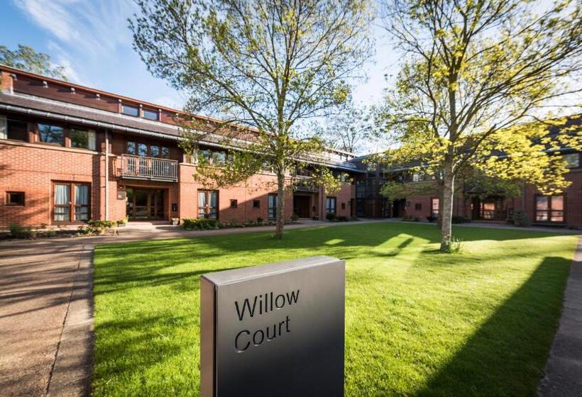 Hinxton Hall Hotel And Conference Centre