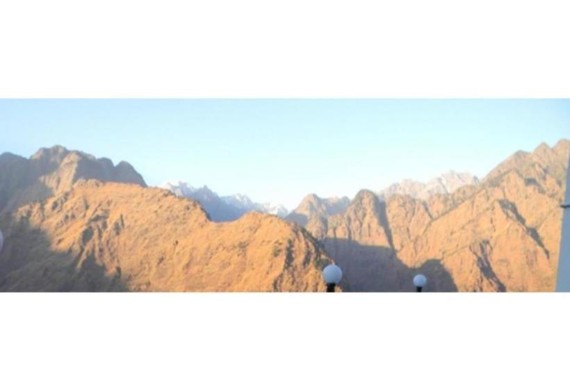 Отель Ishwari Narayani