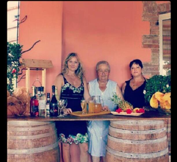 בית מלון כפרי Le Giuncaine