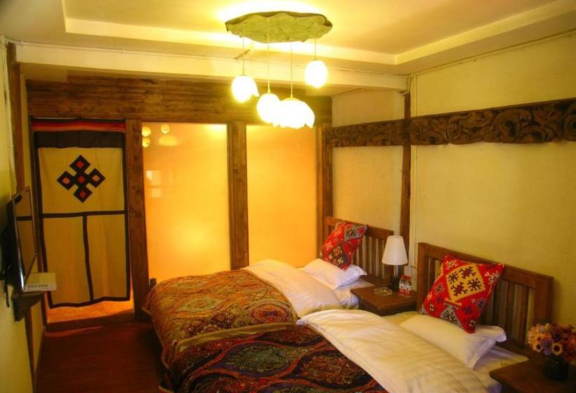 Отель Prayer Wheel View Guesthouse